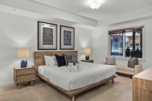 3 dormitoris, planxa i posts de planxar, un bressol de viatge i wifi 