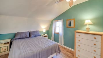 2 bedrooms, WiFi, bed sheets