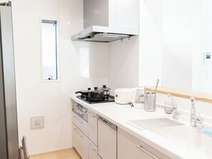 Hus, 2 soverom, ikke-røyk, kjøkken | Eget kjøkken
