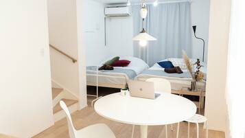 House, 2 Bedrooms, Non Smoking, Kitchen | 2 bedrooms, free WiFi