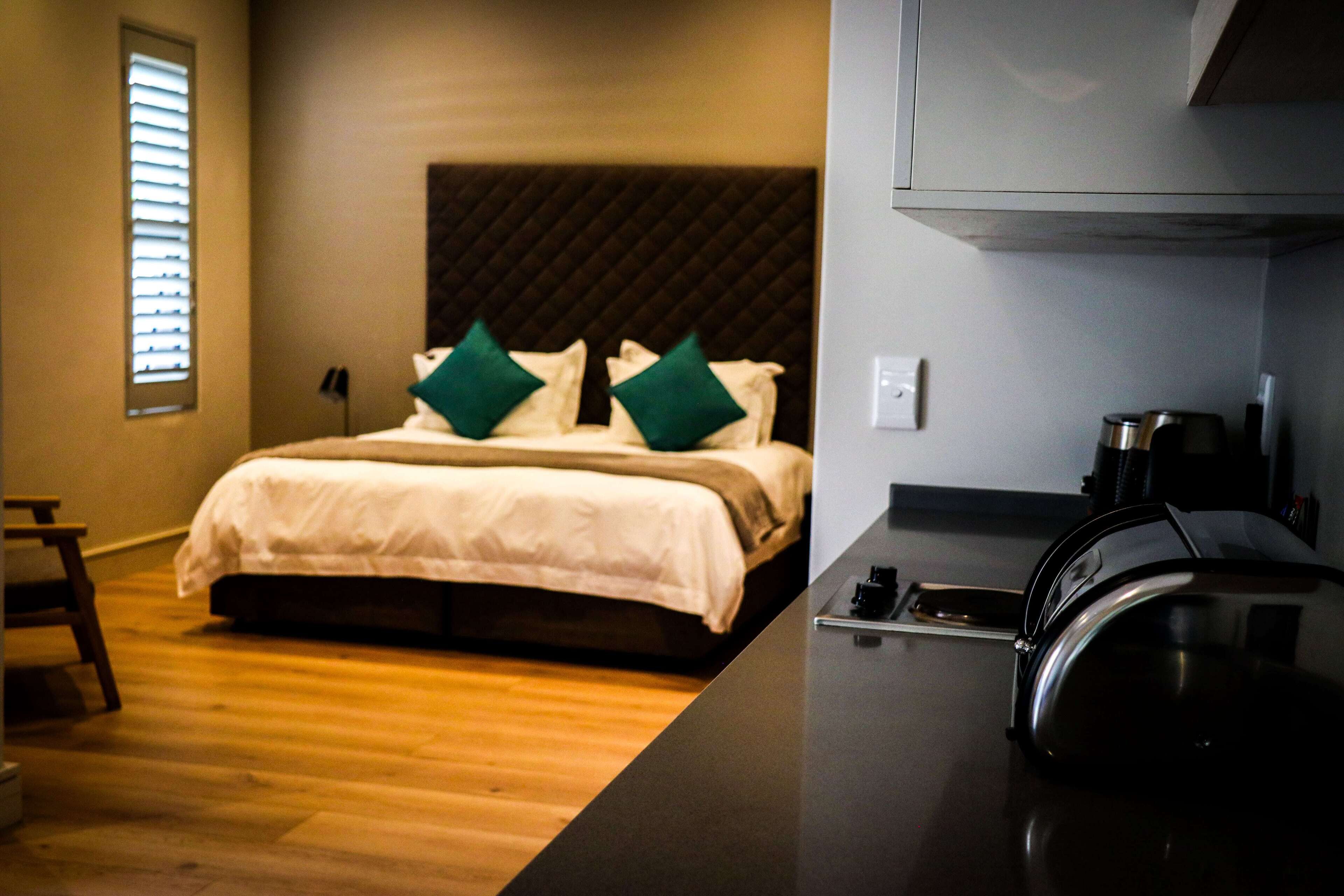 Deluxe Room | In-room safe, desk, laptop workspace, free WiFi