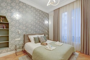 2 Schlafzimmer, Schreibtisch, Bügeleisen/Bügelbrett, Internetzugang