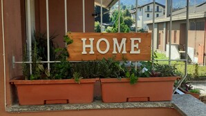 Unclassified image, 3 of 13, button - My Holiday Home "HOME" (Colico)