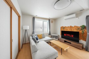 Flatskjerm-TV