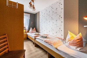 2 bedrooms, bed sheets