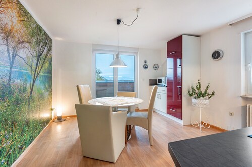 Ferienwohnung '9' mit Privatterrasse, Balkon und Wi-Fi