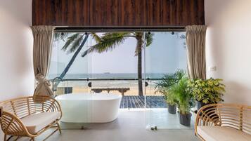 Deluxe Room, Sea View | Free WiFi, bed sheets