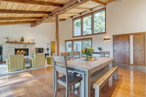 Relaxing Retreat with A+ Design, Near Beaches | Serene Crest by AvantStay