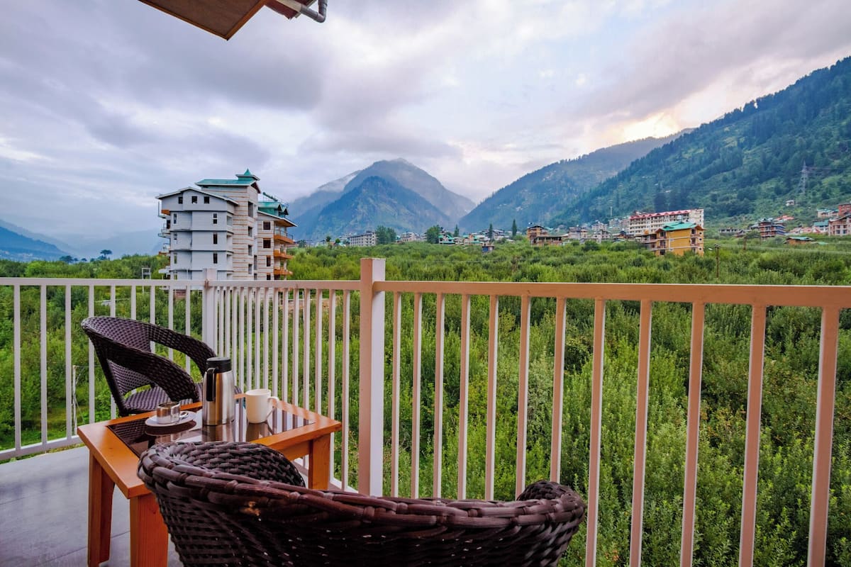 Habitación Premium, balcón, vistas a la montaña | Wifi gratis