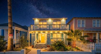 Seawall Sunrise: Steps to Beach, Dining, and Fun!