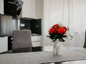 Appartement (Two Bedroom Apartment with Terrace) | Intérieur
