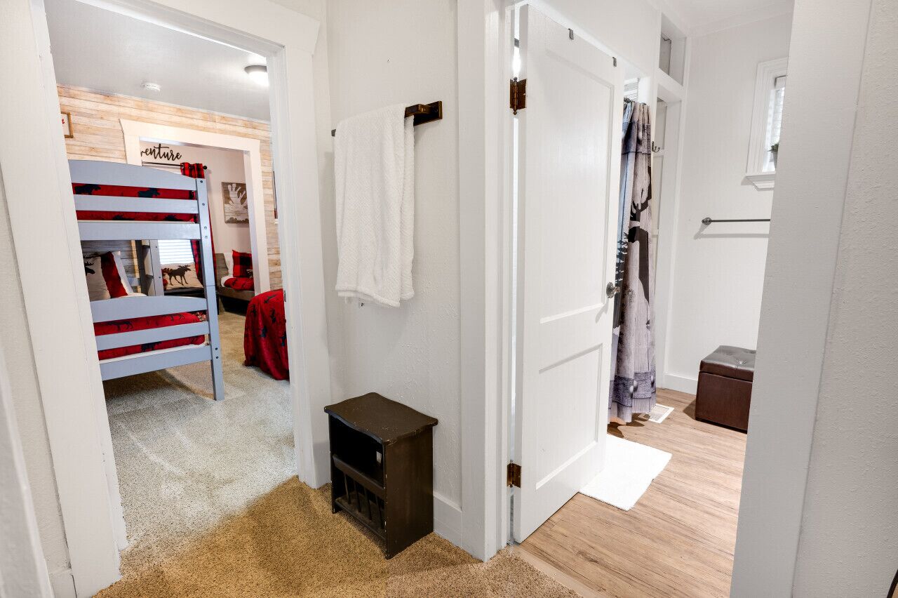 2 habitaciones, cuna de viaje, wifi y ropa de cama 