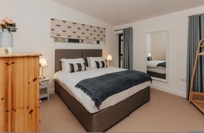 Apartment, Accessible | 2 bedrooms - Cart Shed 2 - From 140 Per Night (Oxford)