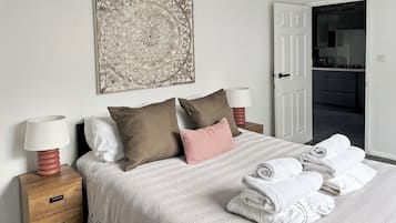 Casa, 1 quarto, terraço, vista para o jardim | 1 quarto