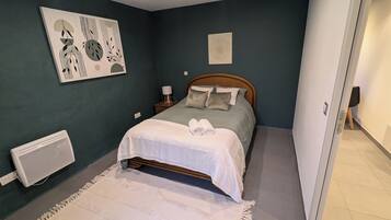 6 Schlafzimmer, Bügeleisen/Bügelbrett, WLAN, Bettwäsche