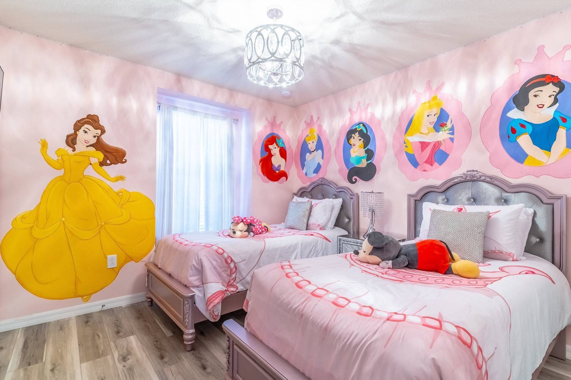 5 dormitorios, tabla de planchar con plancha, wifi gratis y ropa de cama