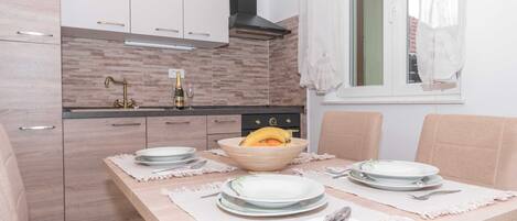 غرفة لتناول الطعام