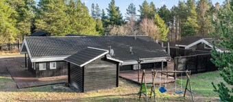"Elvin" - 2km from the sea by Interhome