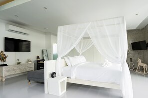 5 bedrooms, WiFi, bed sheets