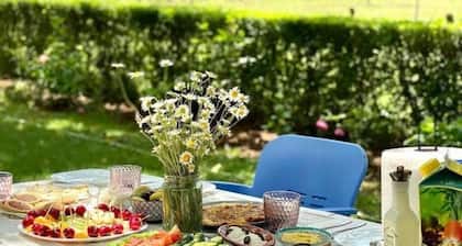 Biona Farm: Your Ideal Large Double Room