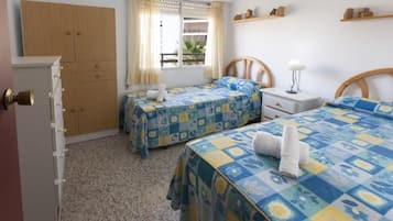 2 bedrooms, iron/ironing board