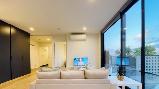 Apartemen Elite, pemandangan kota | Ruang keluarga