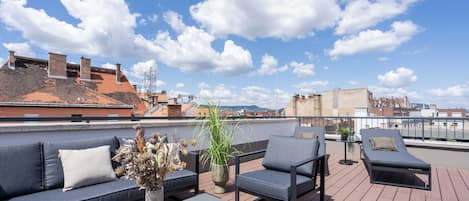 Attico Deluxe, vista città | Terrazza/patio