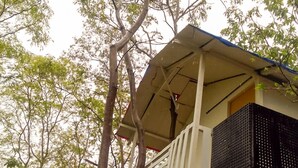 Gambar tidak terklasifikasi, 5 dari 29, tombol