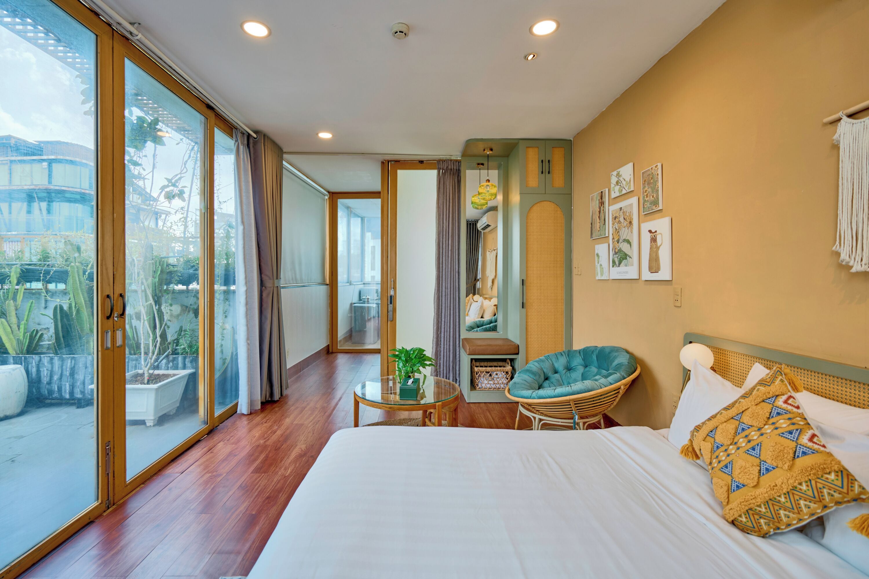 Deluxe Double Room, Garden View