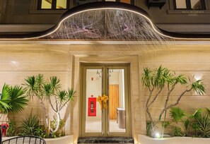 Exterior detail - Icity Mozart Suites (Dong Hoi)