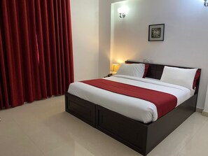 Desk, free WiFi, bed sheets - AZAIBA HOTEL APARTMENT (Muscat)