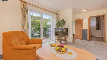 Televisio, kirjoja, stereot