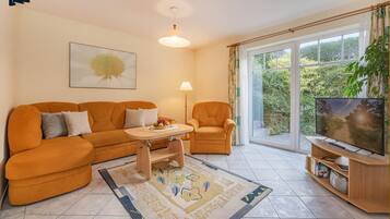 Télévision, livres, chaßne hi-fi