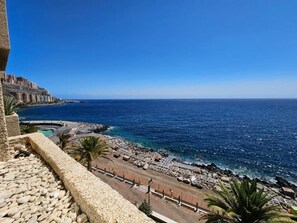 公寓, 2 間臥室, 陽台, 海景 | 海灘 | 位於海灘上
