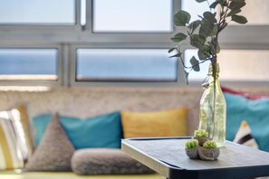 Departamento, 2 habitaciones, balcón, vista al océano | Interior