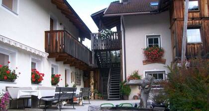 Holiday Apartment With 2 Bedrooms