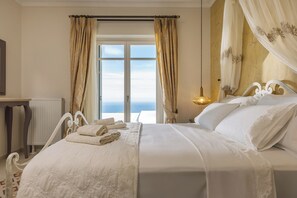 4 slaapkamers, een kluis op de kamer, een strijkplank/strijkijzer