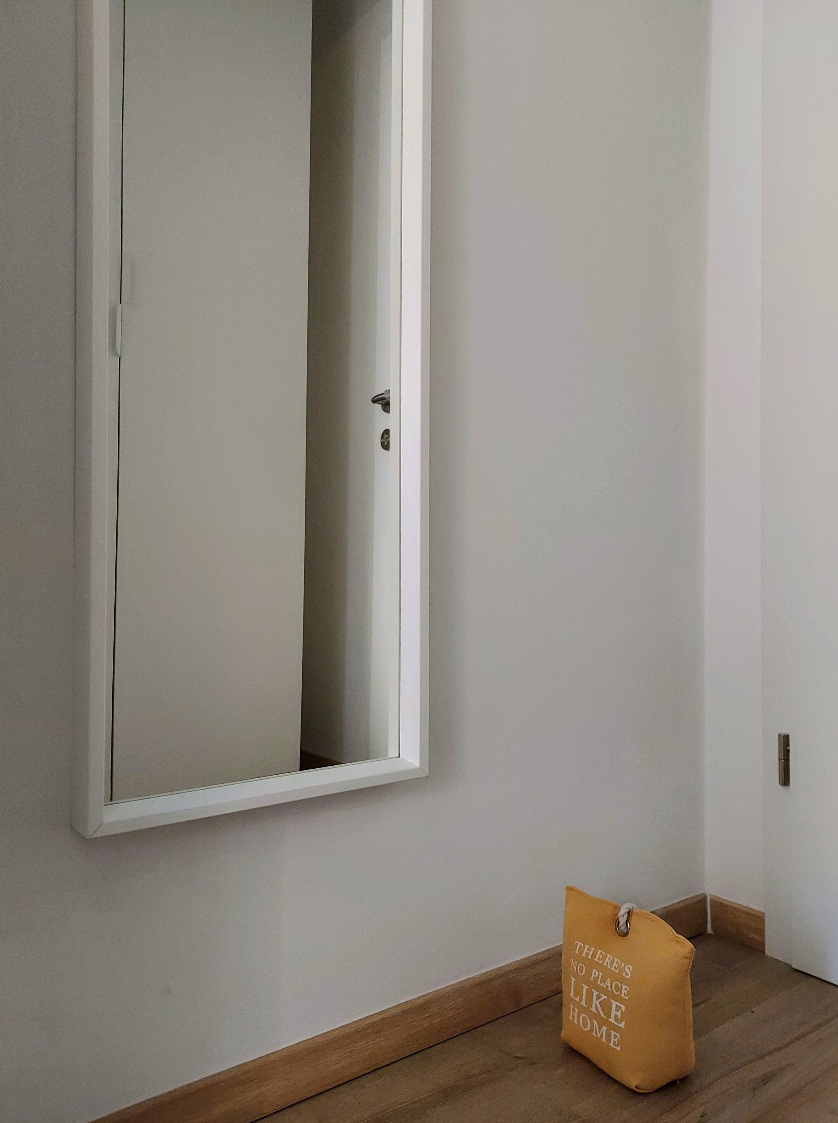 City Apartment | Living area | Flat-screen TV