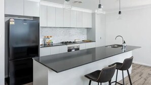 Unclassified image, 4 of 22, button - Contemporary living in Wagga Wagga at its finest. (Wagga Wagga)