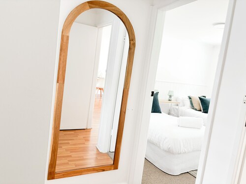 Haven in the heart of Turvey Park!