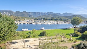 Marina - Sublime new apartment on the beach in ST FLORENT, 5' from the center  (Saint-Florent)