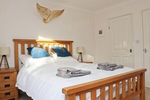 3 habitaciones, tabla de planchar con plancha y wifi gratis 