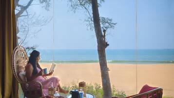 Habitación doble de lujo, vista a la playa | Vista a la playa o el mar