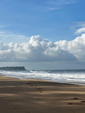 Private beach, white sand - Kurma Private Beach (Kumta)