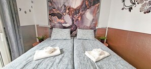 2 bedrooms, iron/ironing board, travel crib, free WiFi