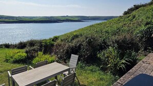 Property grounds - The Fisherman's Cottage (Clonakilty)