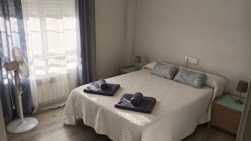 4 habitaciones, caja de seguridad en la habitación y escritorio