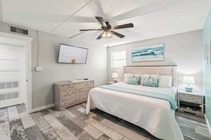 2 chambres, fer et planche à repasser, Wi-Fi gratuit, draps fournis