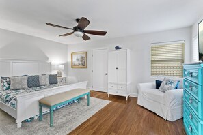 4 bedrooms, iron/ironing board, free WiFi, bed sheets - Northeast Florida Retreat (St. Augustine)