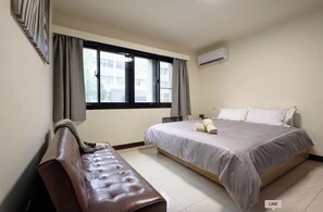 4 Schlafzimmer, Schreibtisch, Reisekinderbett, kostenloses WLAN